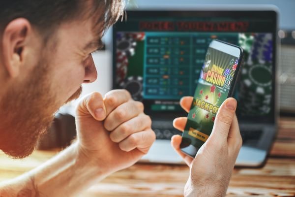 Platform mahongbet menampilkan berbagai permainan kasino langsung dan slot video